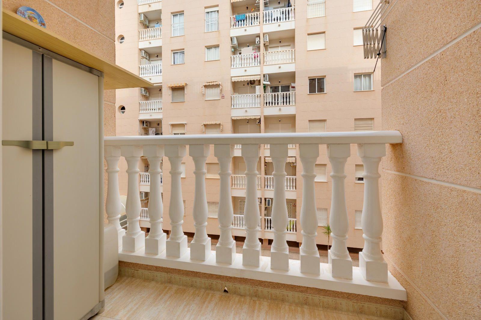 Master bedroom in apartment for sale in Torrevieja