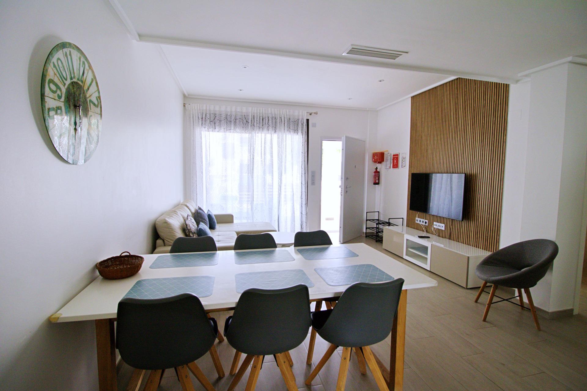 Bedroom in apartment for sale in Pilar de La Horadada