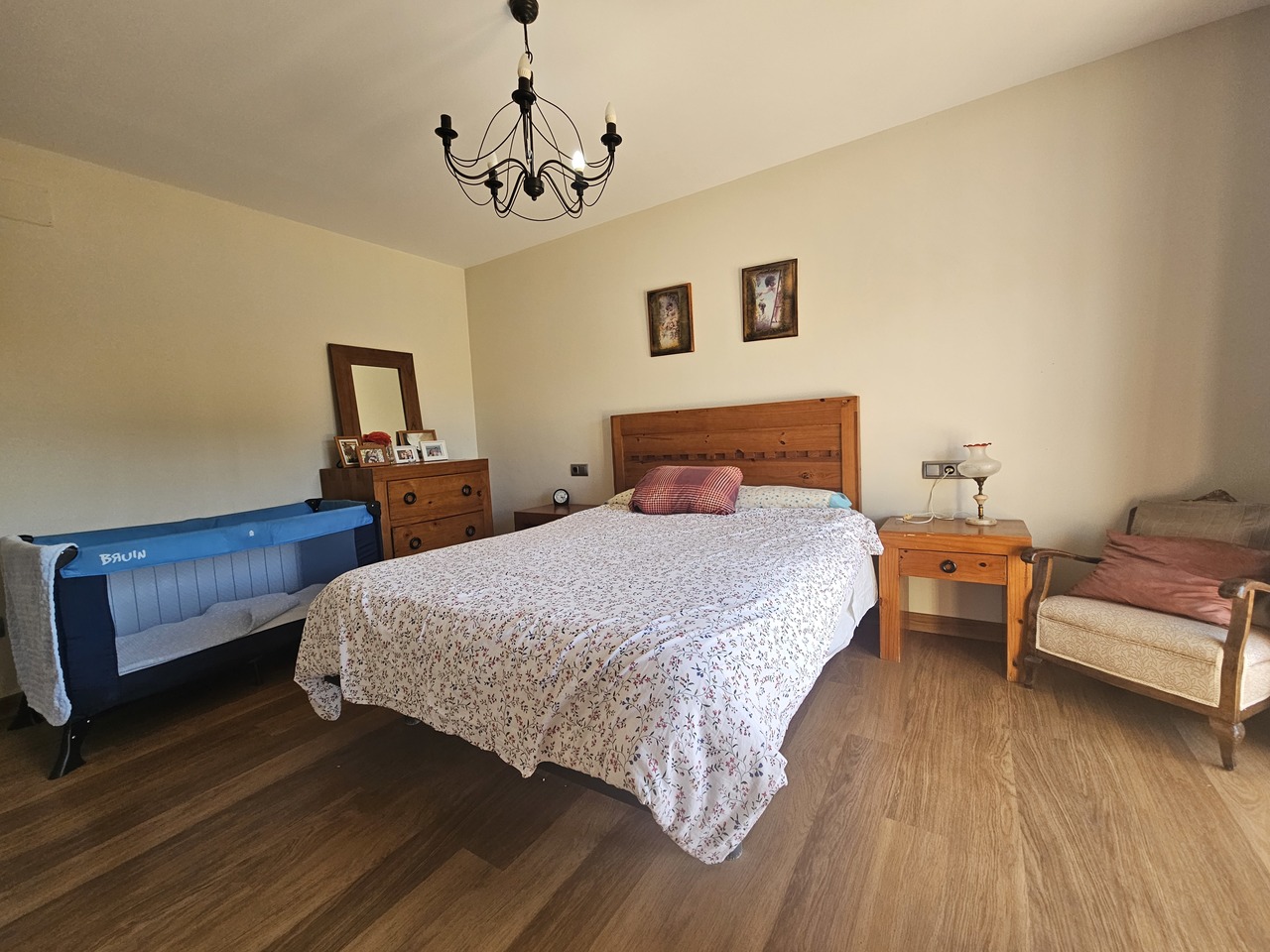 Dining area in villa for sale in La Manga Club