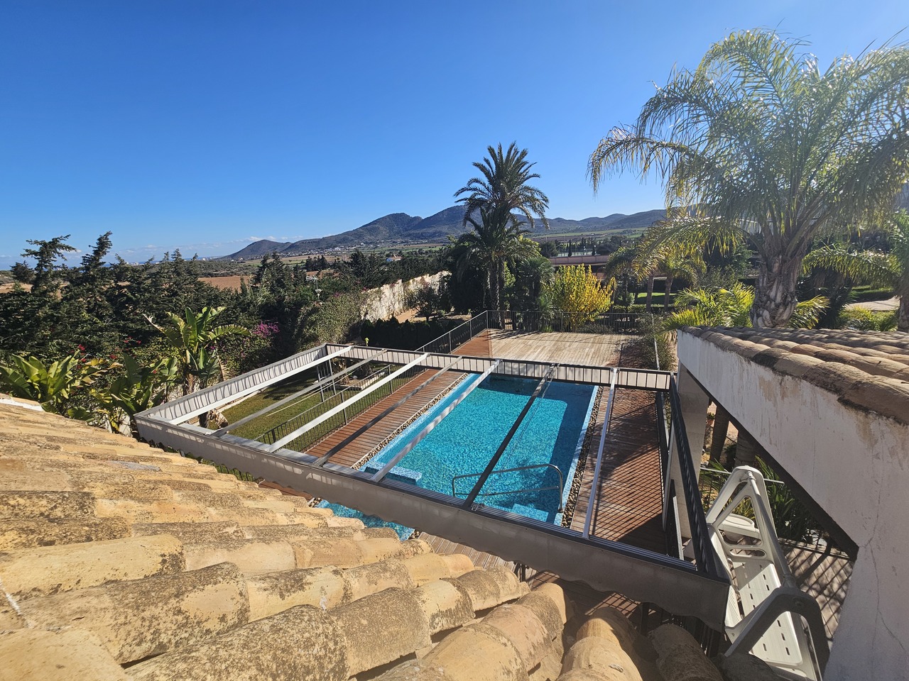 Garden in villa for sale in La Manga Club