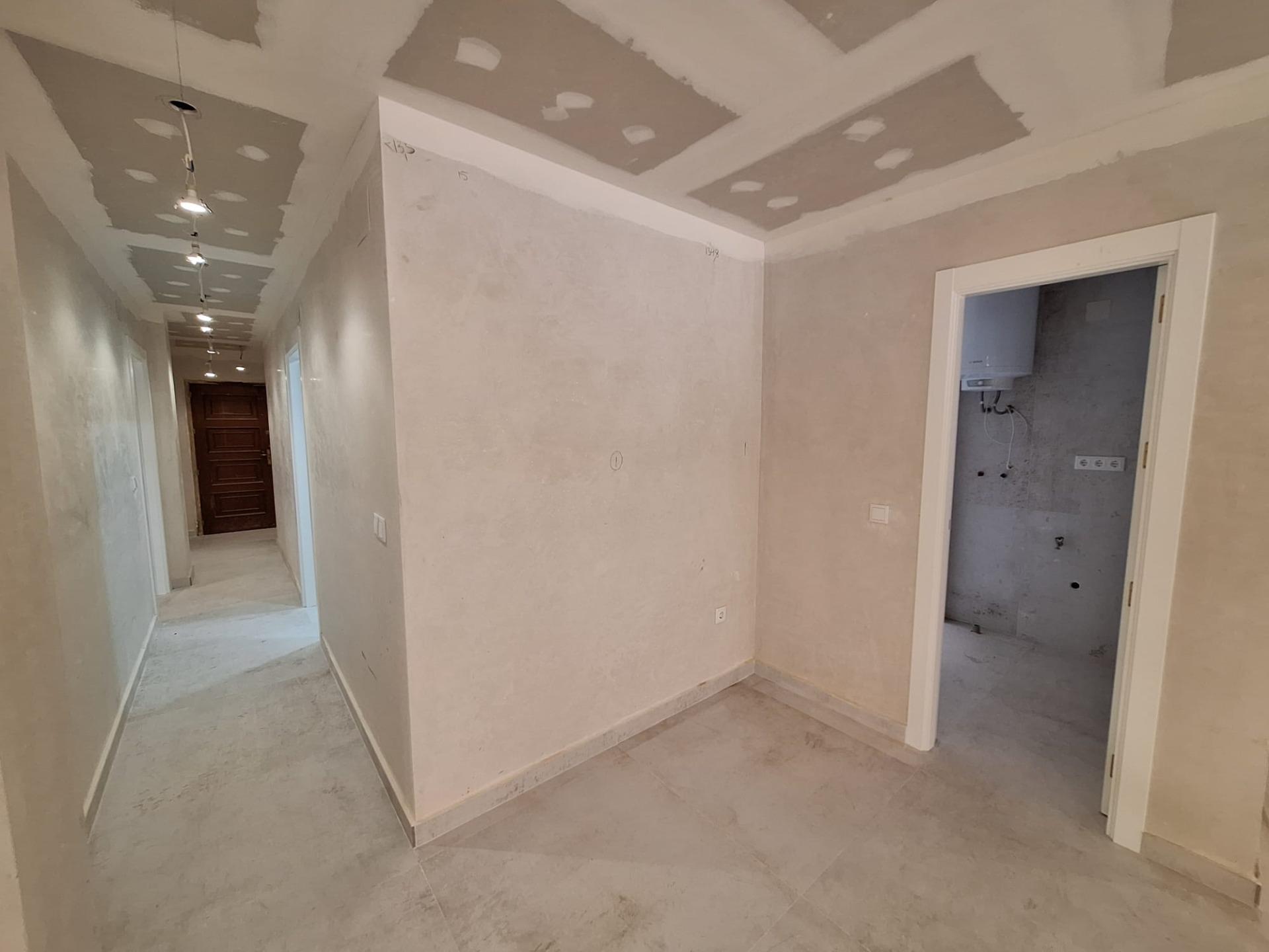Master bedroom in apartment for sale in Torrevieja