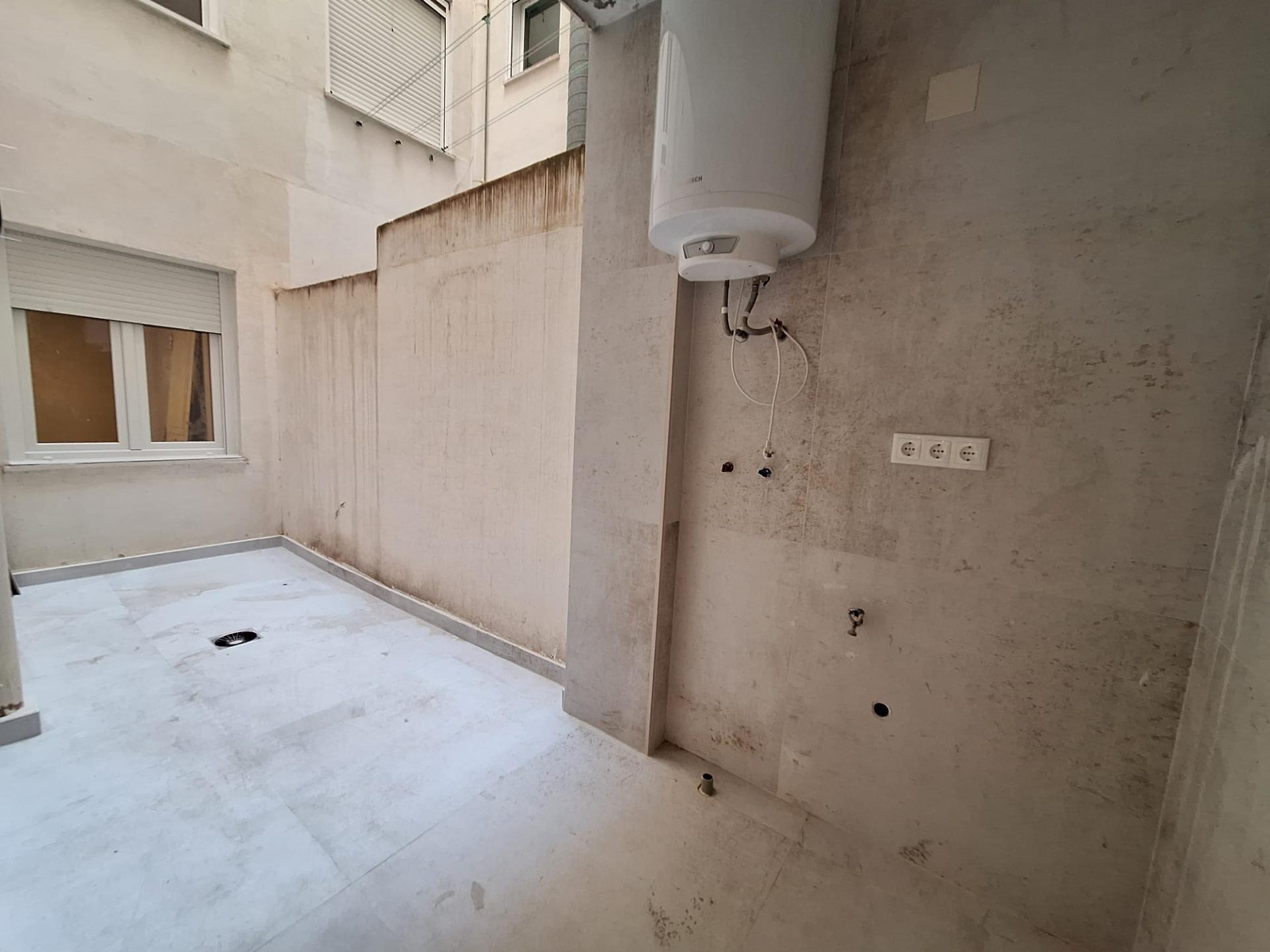 Bedroom in apartment for sale in Torrevieja