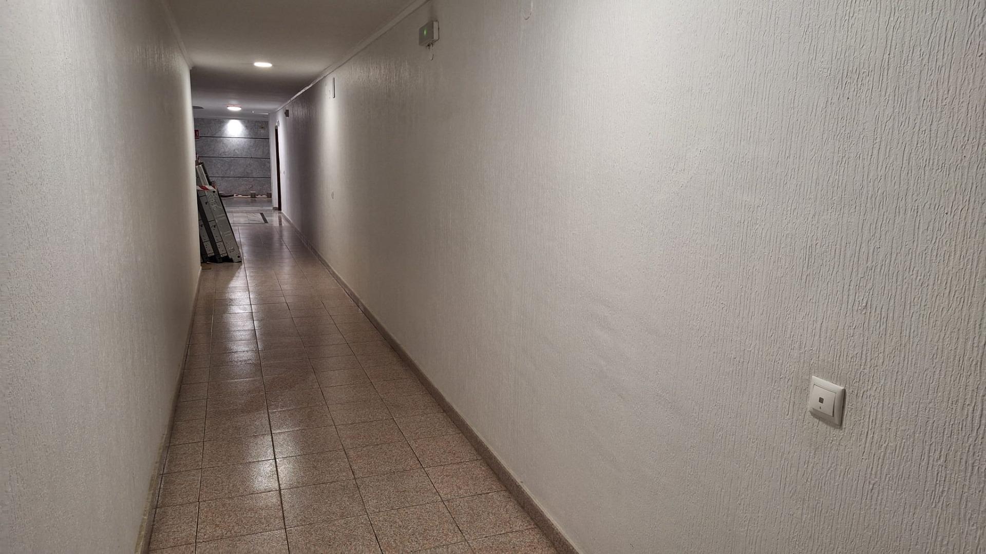 Bedroom in apartment for sale in Torrevieja