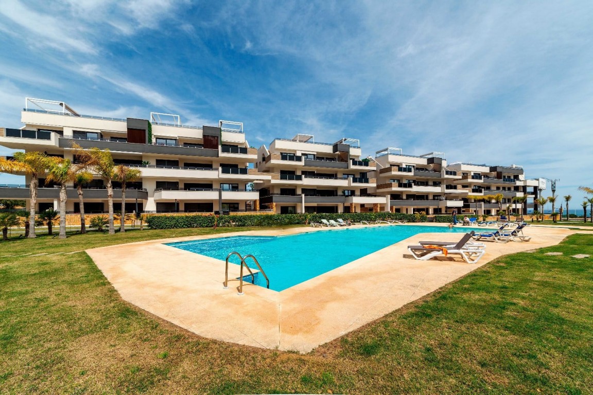 Terrace in apartment for sale in Playa Flamenca