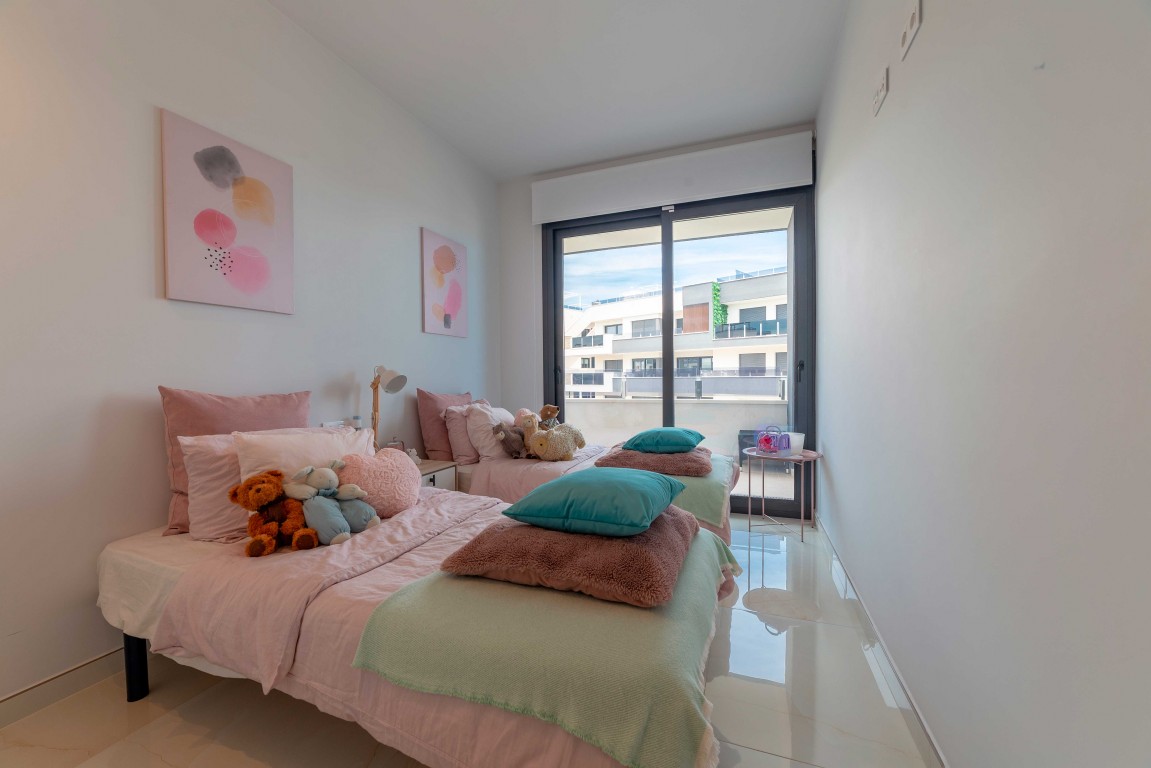 Terrace in apartment for sale in Playa Flamenca