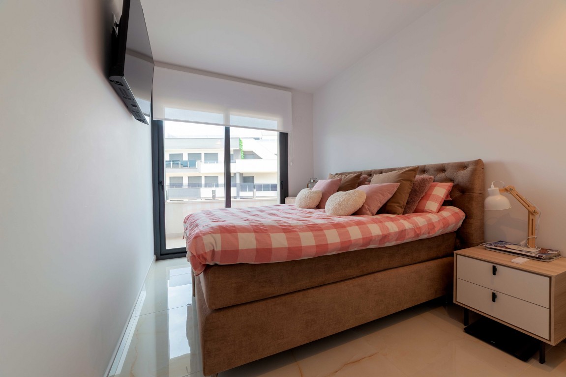 Dining area in apartment for sale in Playa Flamenca