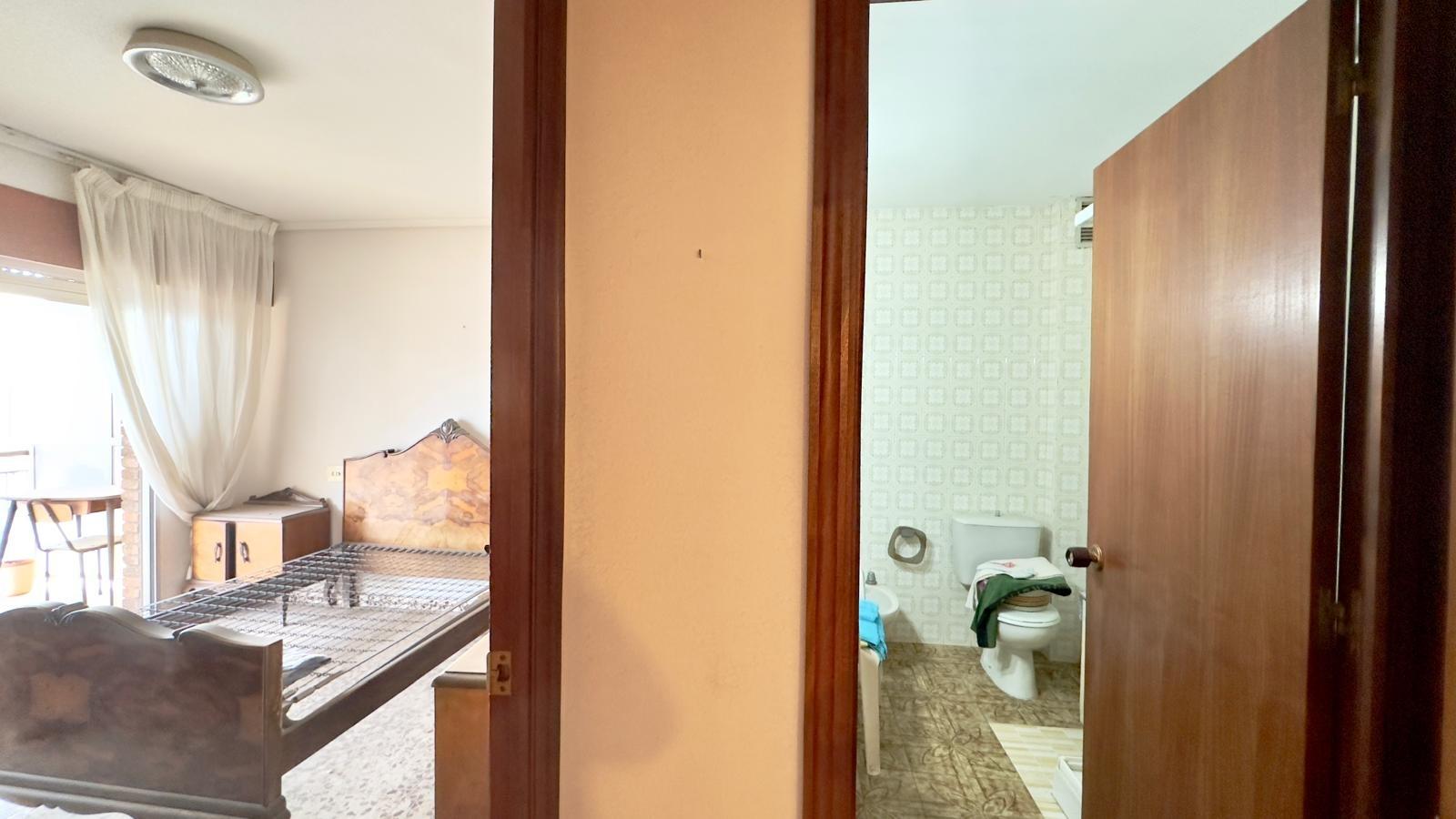 Terrace in apartment for sale in Torrevieja