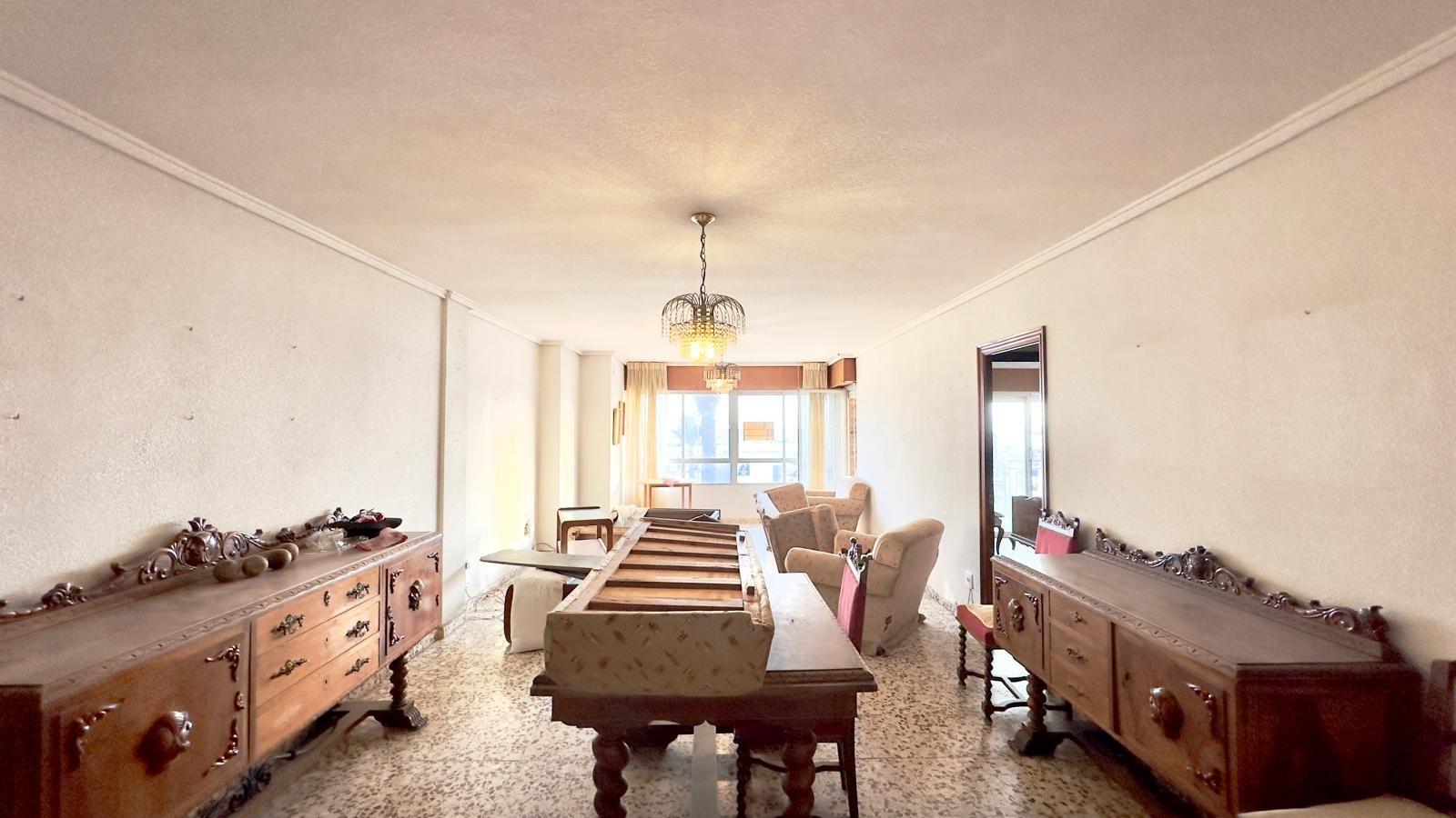 Kitchen in apartment for sale in Torrevieja