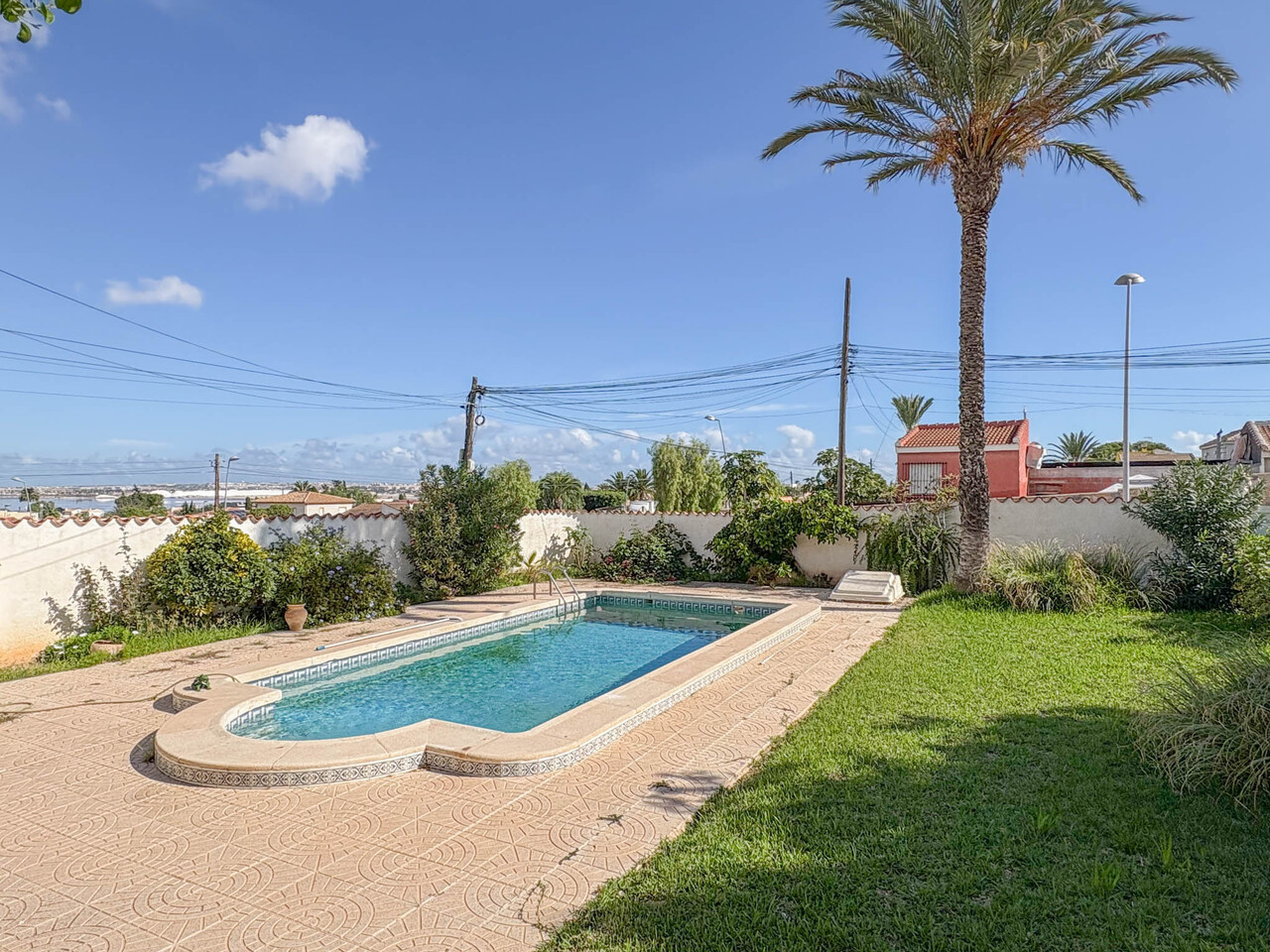 Pool area in villa for sale in Los Balcones