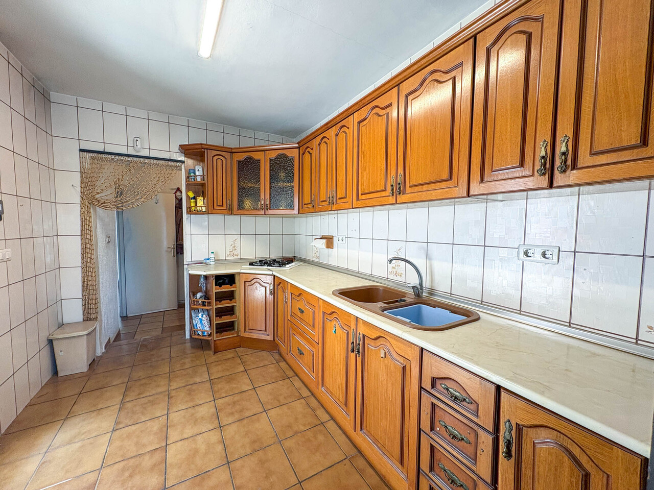 Pool area in villa for sale in Los Balcones