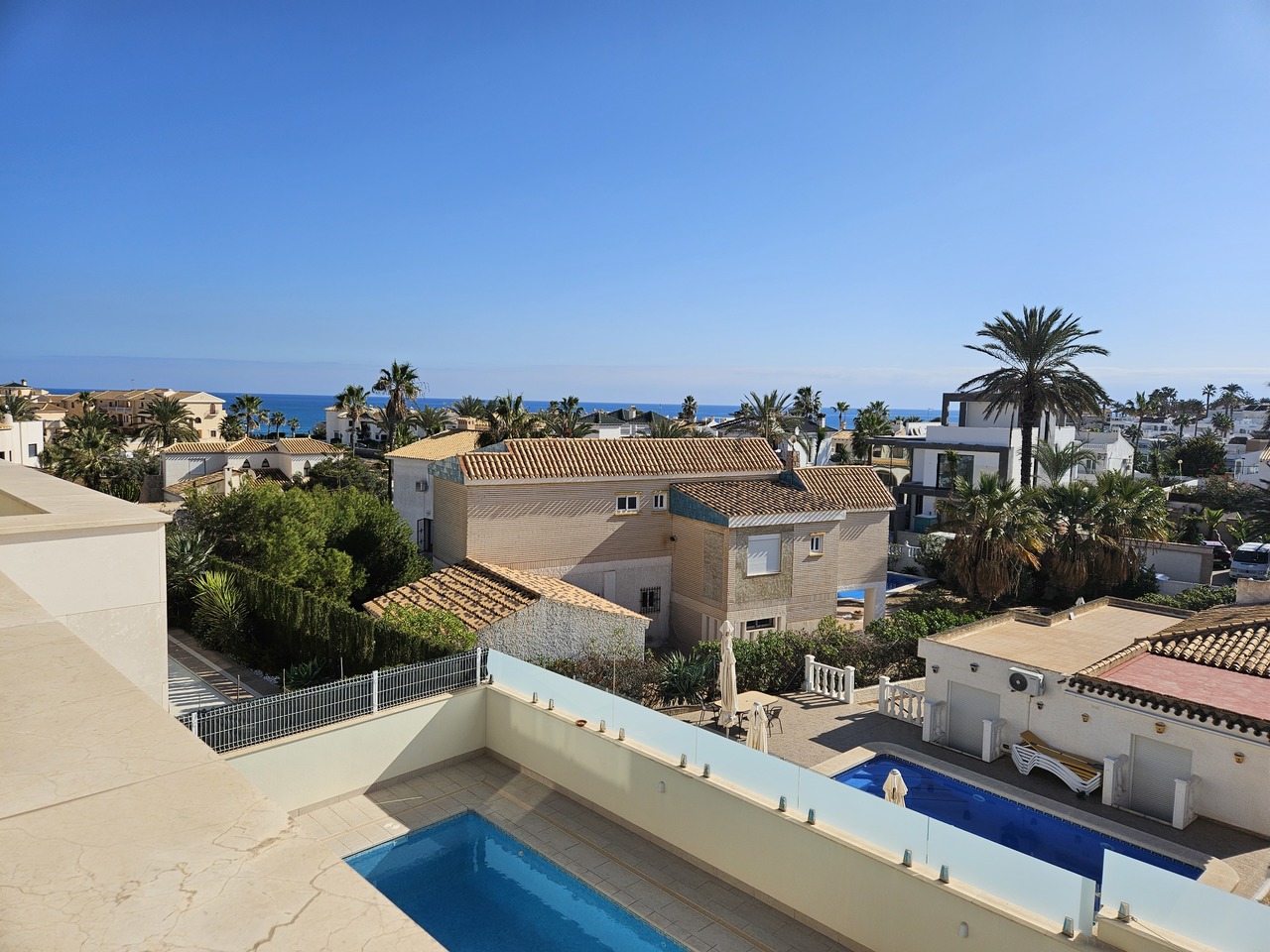Bedroom in villa for sale in La Zenia