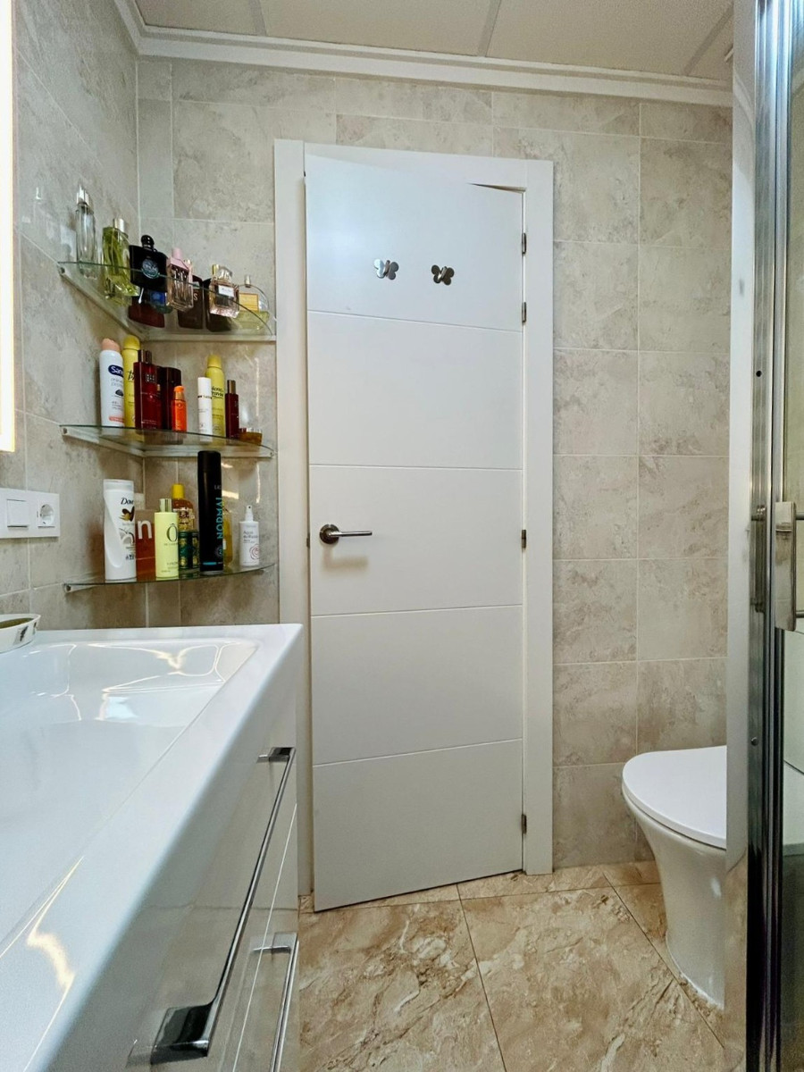 Bedroom in terraced for sale in Torrevieja
