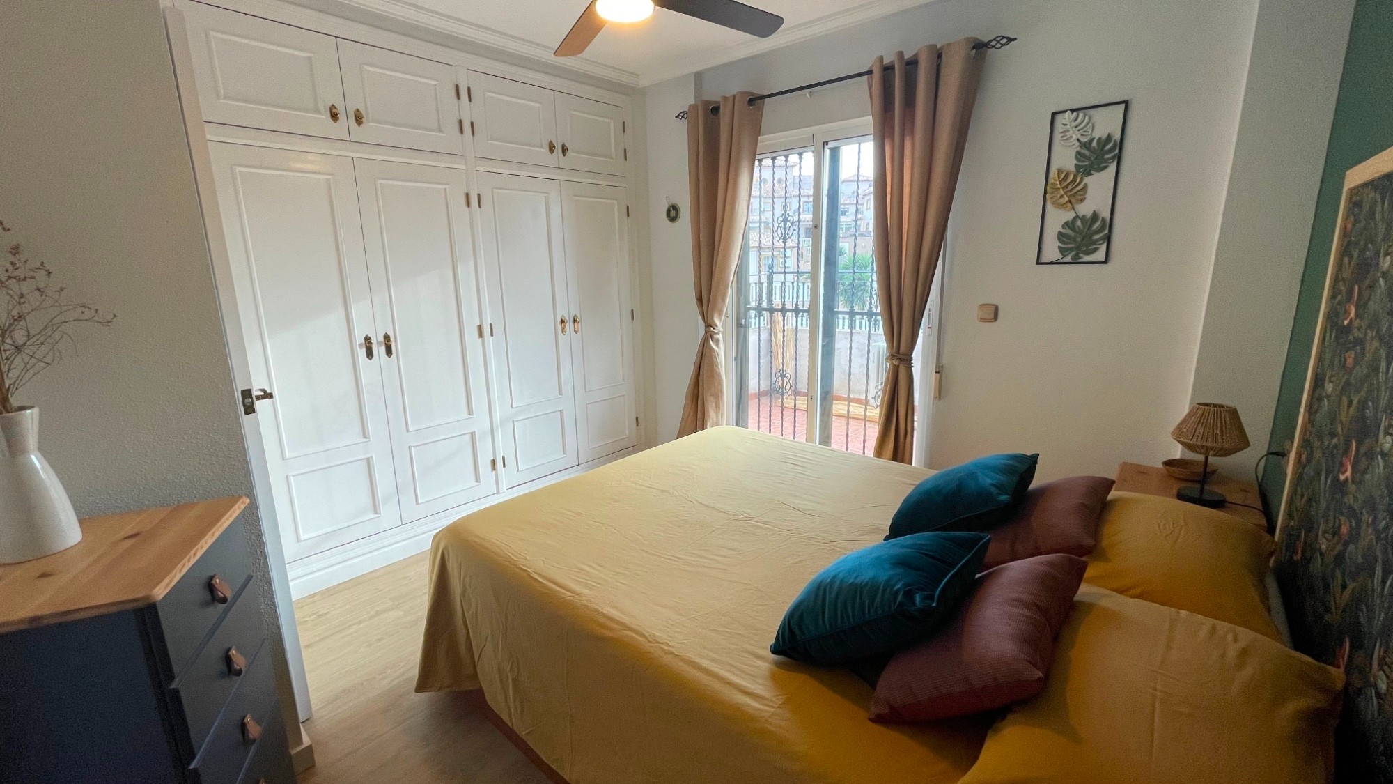 Bedroom in terraced for sale in Orihuela Costa