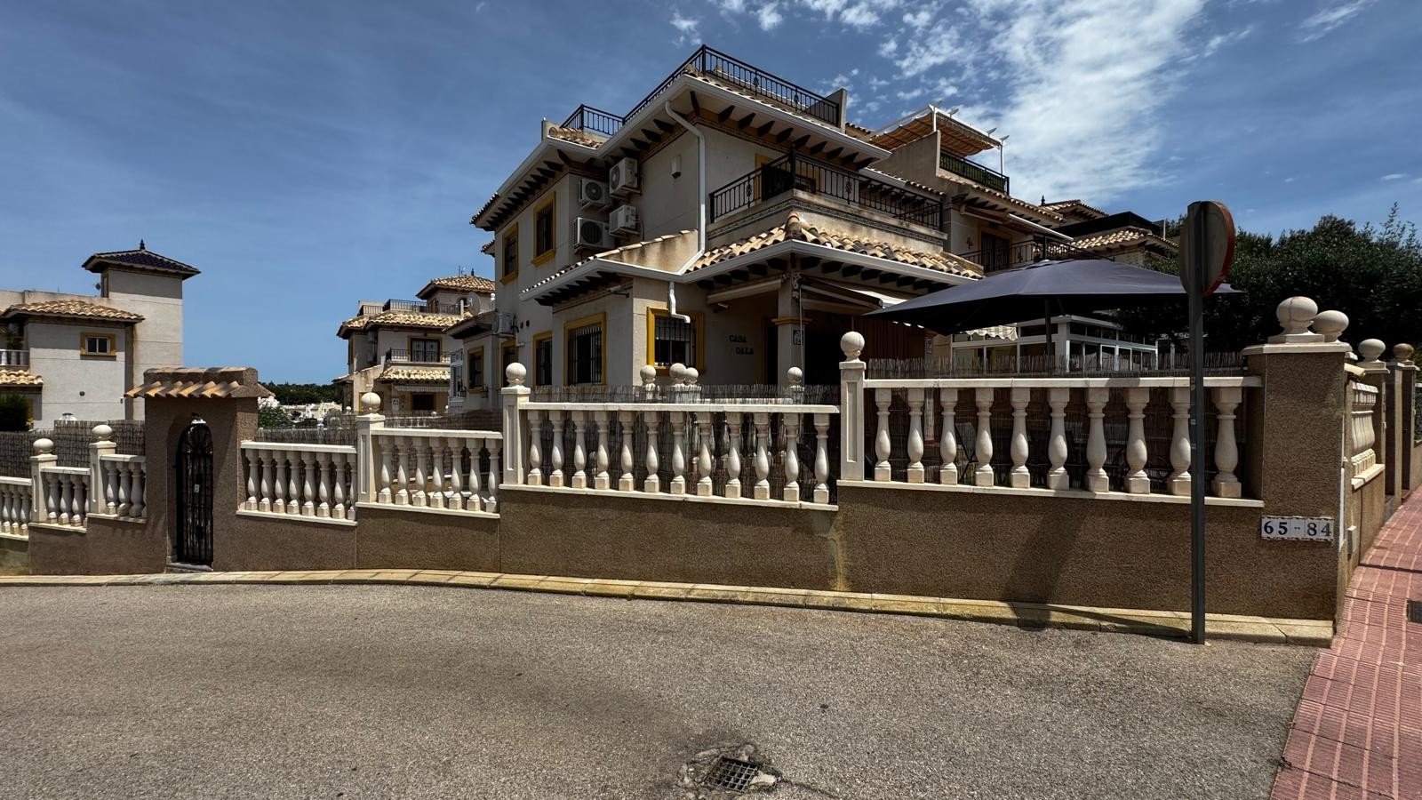 Exterior view in terraced for sale in Orihuela Costa