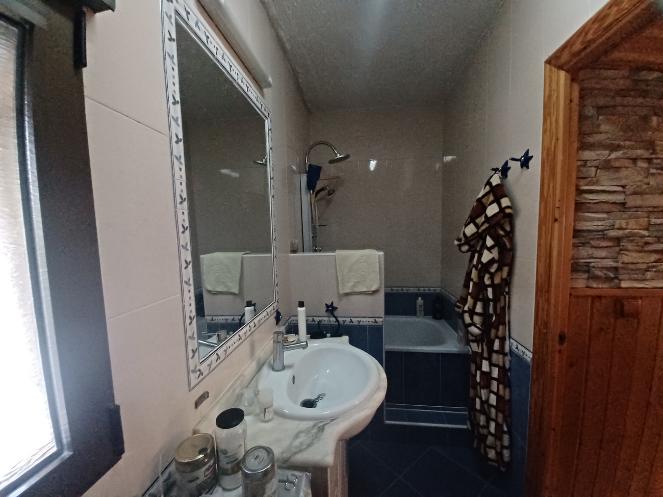 Bedroom in finca for sale in Gea Y Truyols