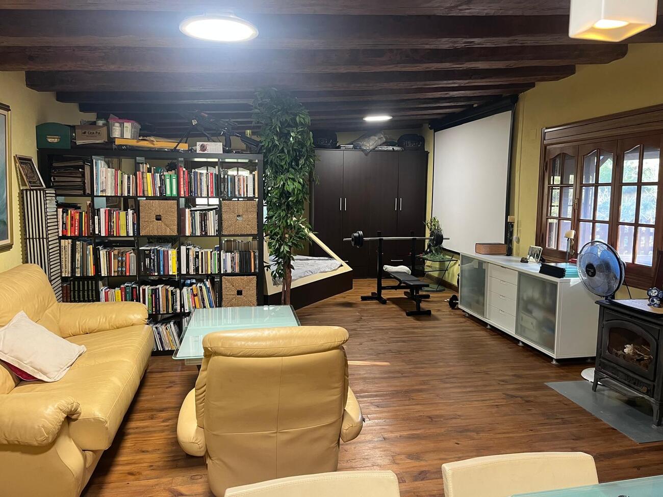Living room in finca for sale in Gea Y Truyols