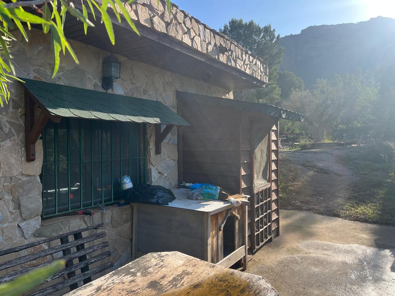 Bedroom in finca for sale in Gea Y Truyols