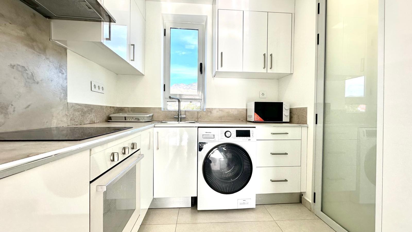 Bedroom in apartment for sale in Finestrat
