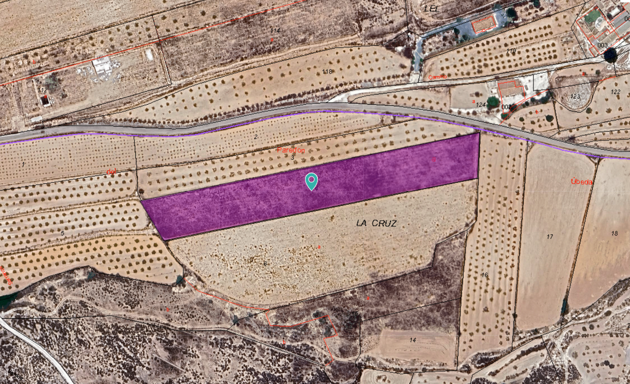 This 10,014 m² plot is located in the area of Lel, near Pinoso, Alicante