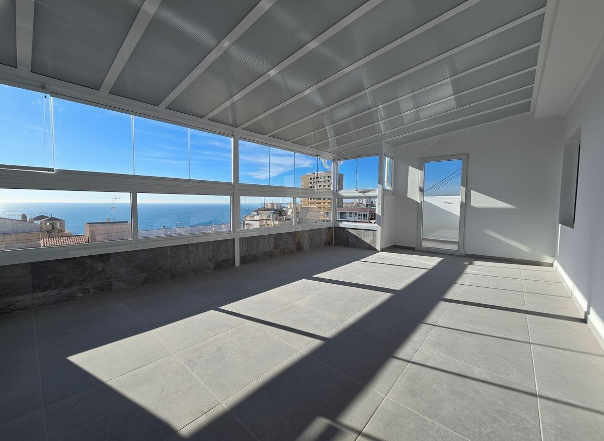 Kitchen in penthouse for sale in Torrevieja