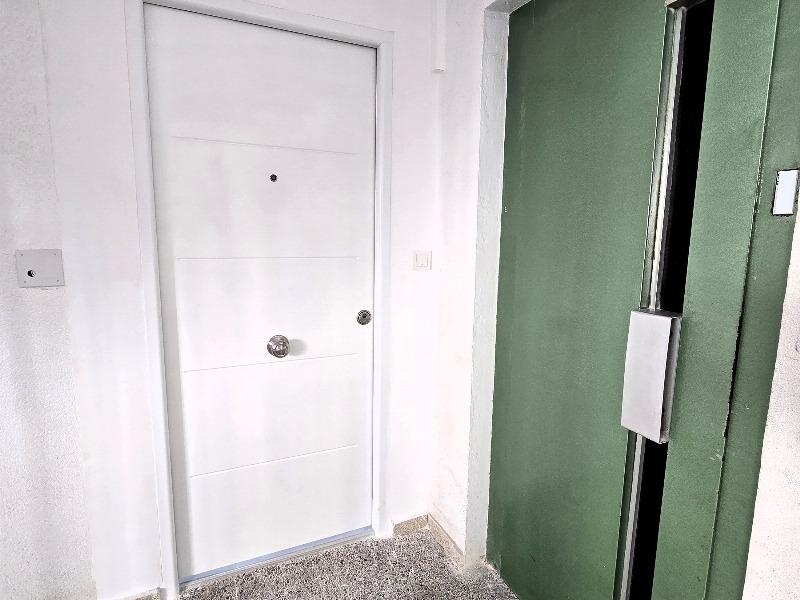 Garden in penthouse for sale in Torrevieja