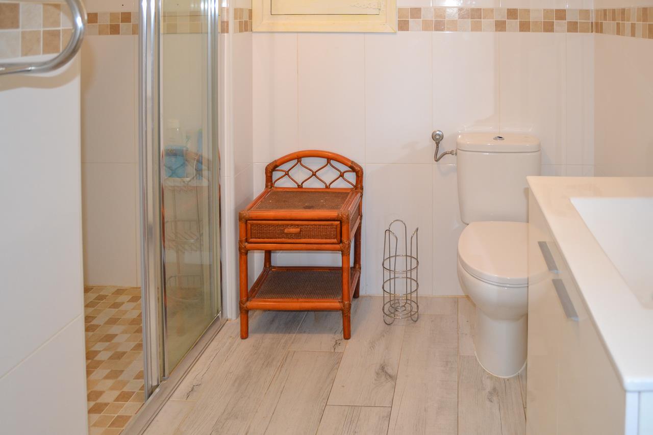 Pool area in villa for sale in Pedreguer