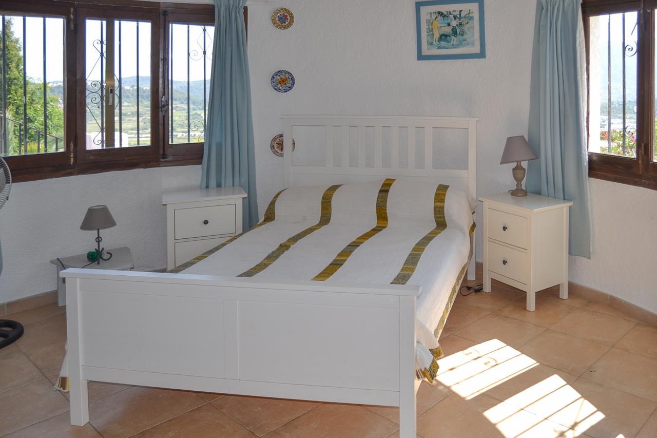 Garden in villa for sale in Pedreguer