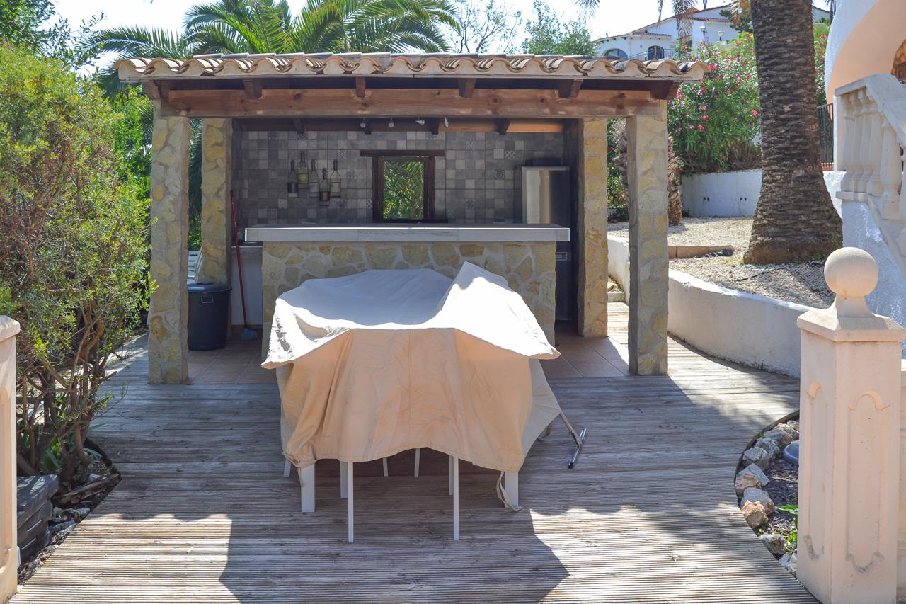 Master bedroom in villa for sale in Pedreguer