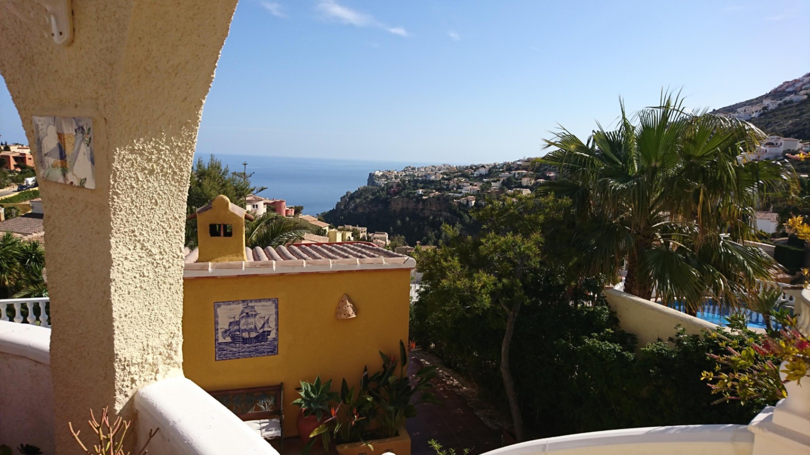 Garden in villa for sale in Benitachell