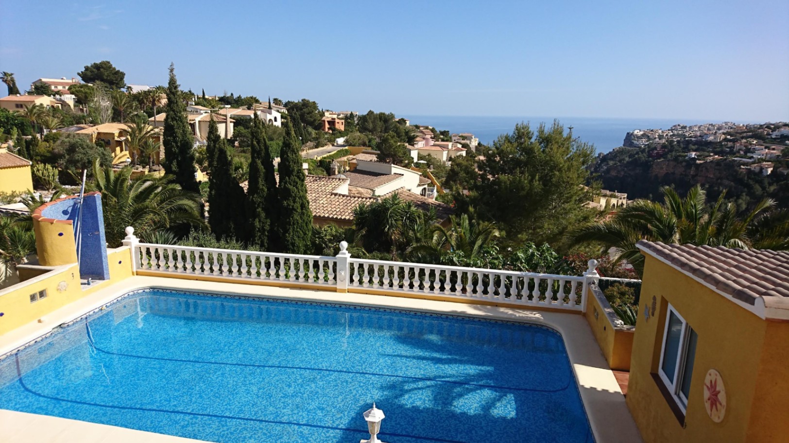 Dining area in villa for sale in Benitachell