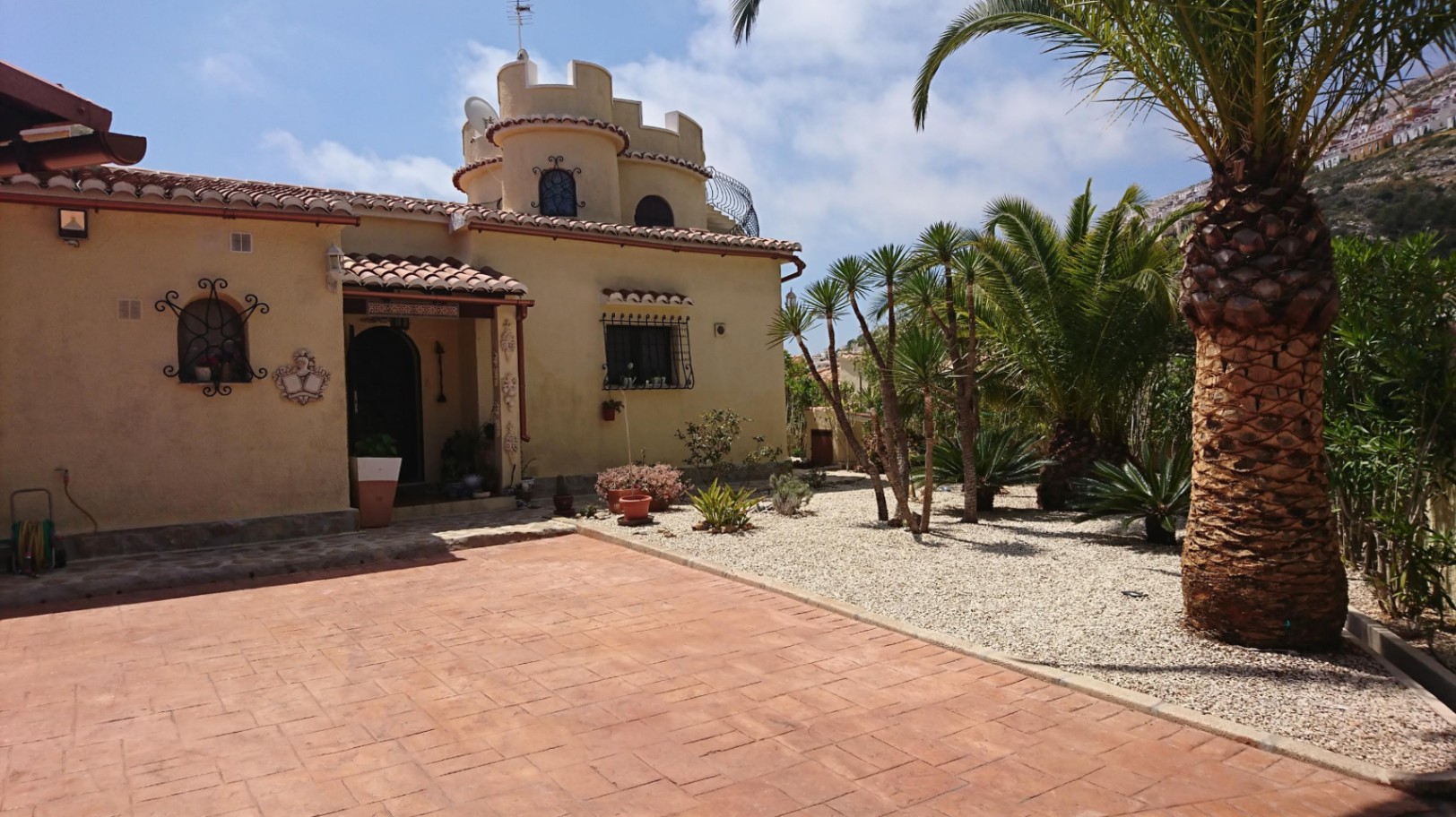 Master bedroom in villa for sale in Benitachell