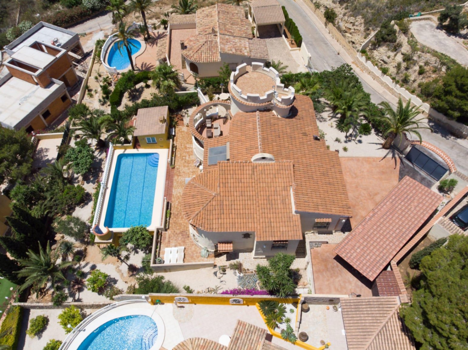 Garden in villa for sale in Benitachell