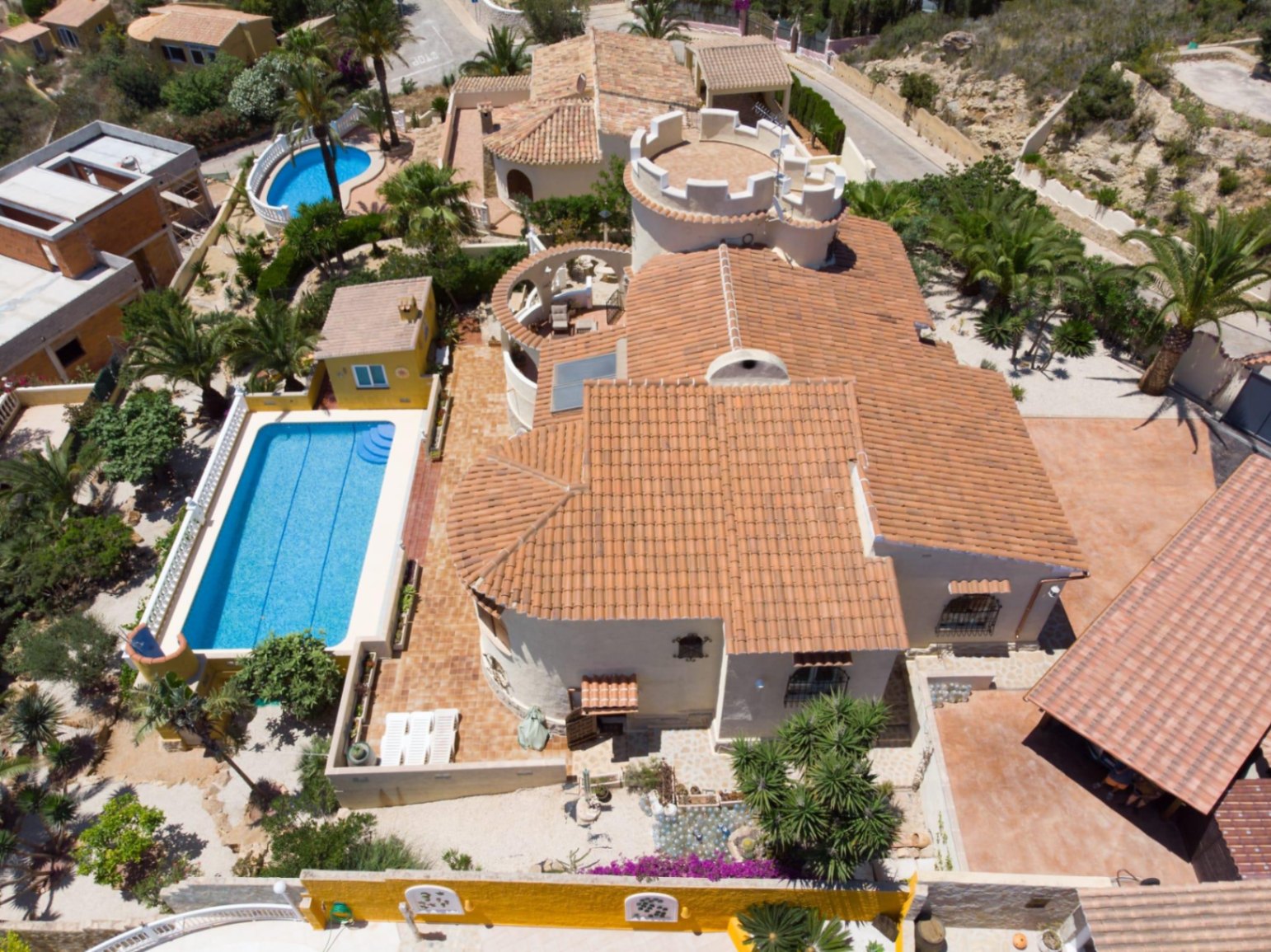 Garden in villa for sale in Benitachell