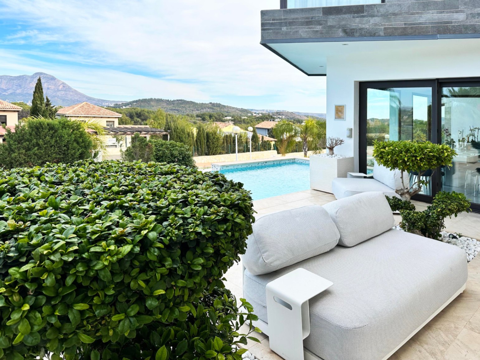 Pool area in villa for sale in javea