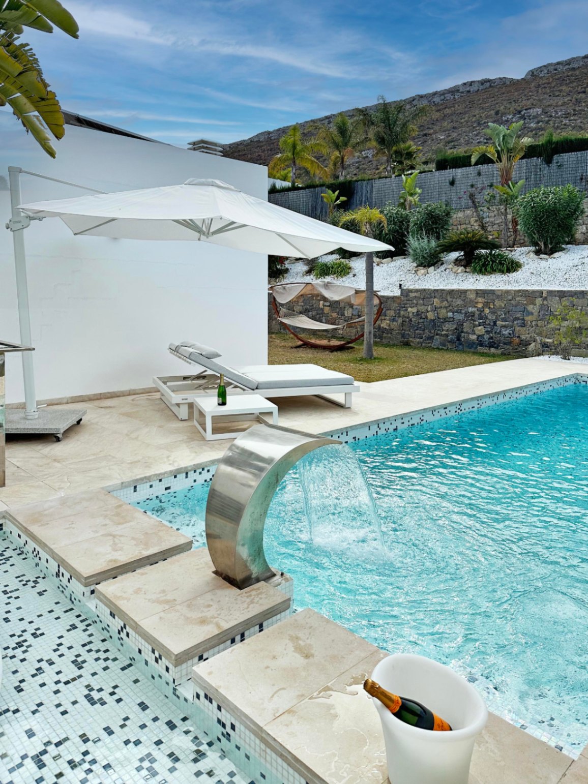 Exterior view in villa for sale in javea