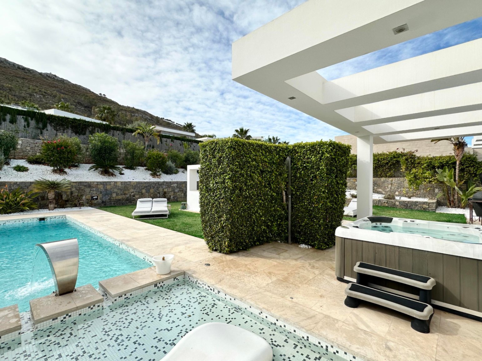 Bedroom in villa for sale in javea