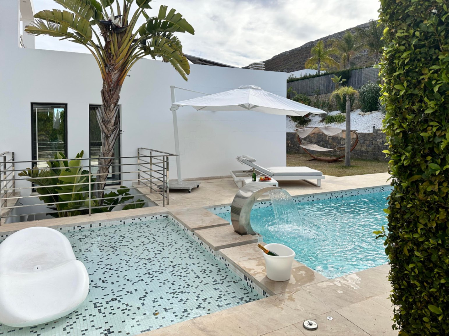 Dining area in villa for sale in javea