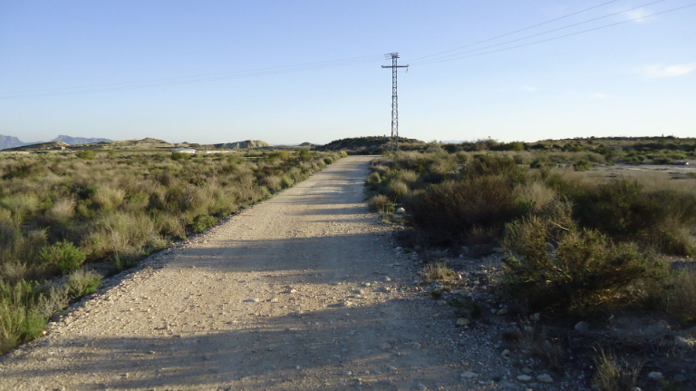 This 7,575 m² urbanizable plot is located in a quiet countryside area of Abanilla
