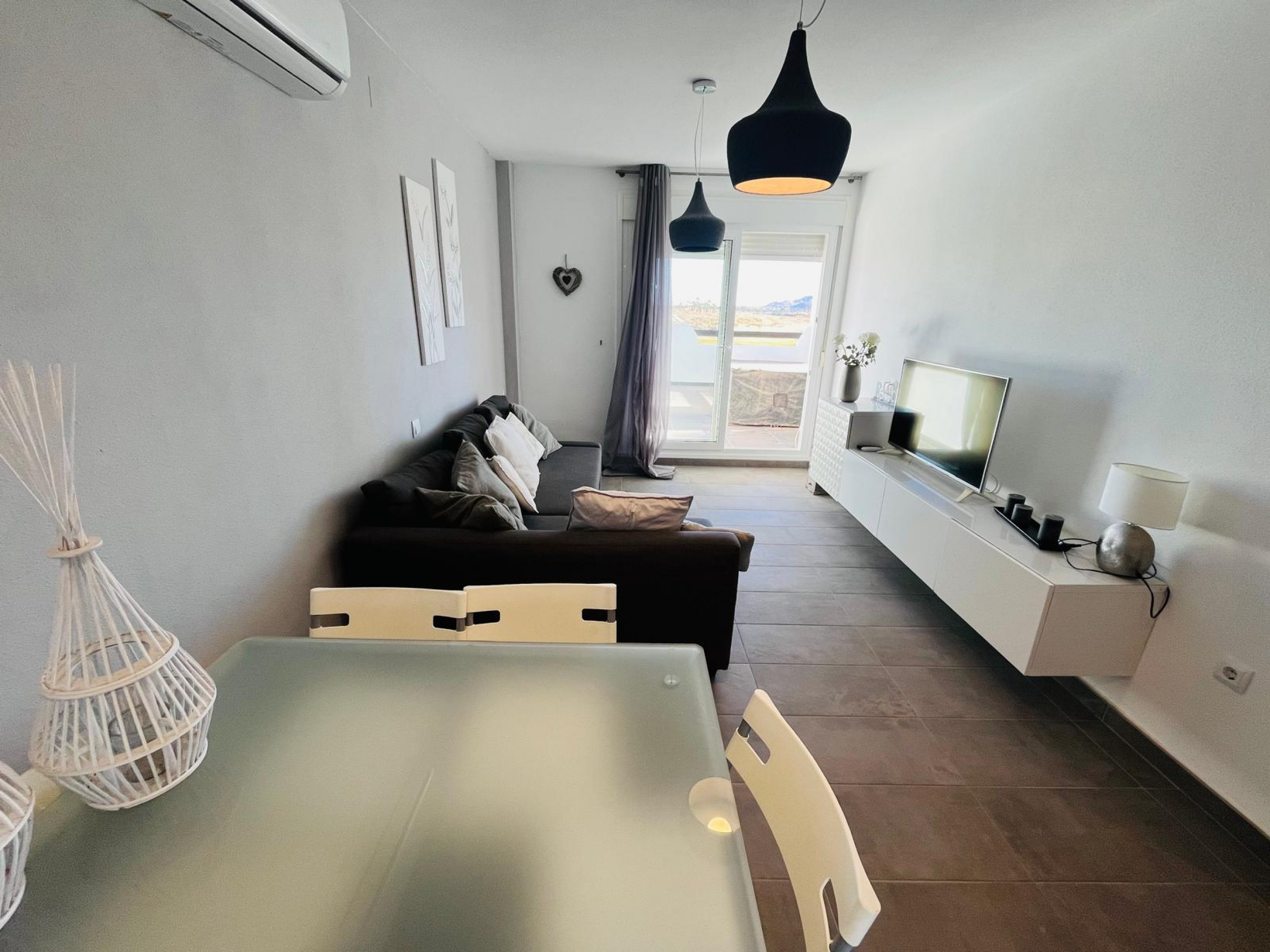 Master bedroom in apartment for sale in Torre Pacheco