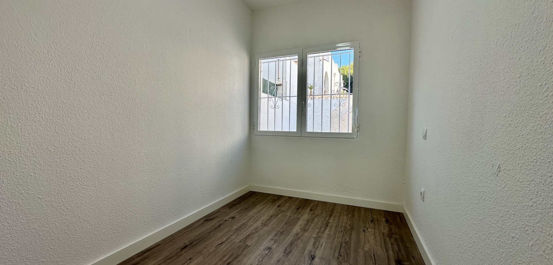 Bathroom in bungalow for sale in Orihuela Costa