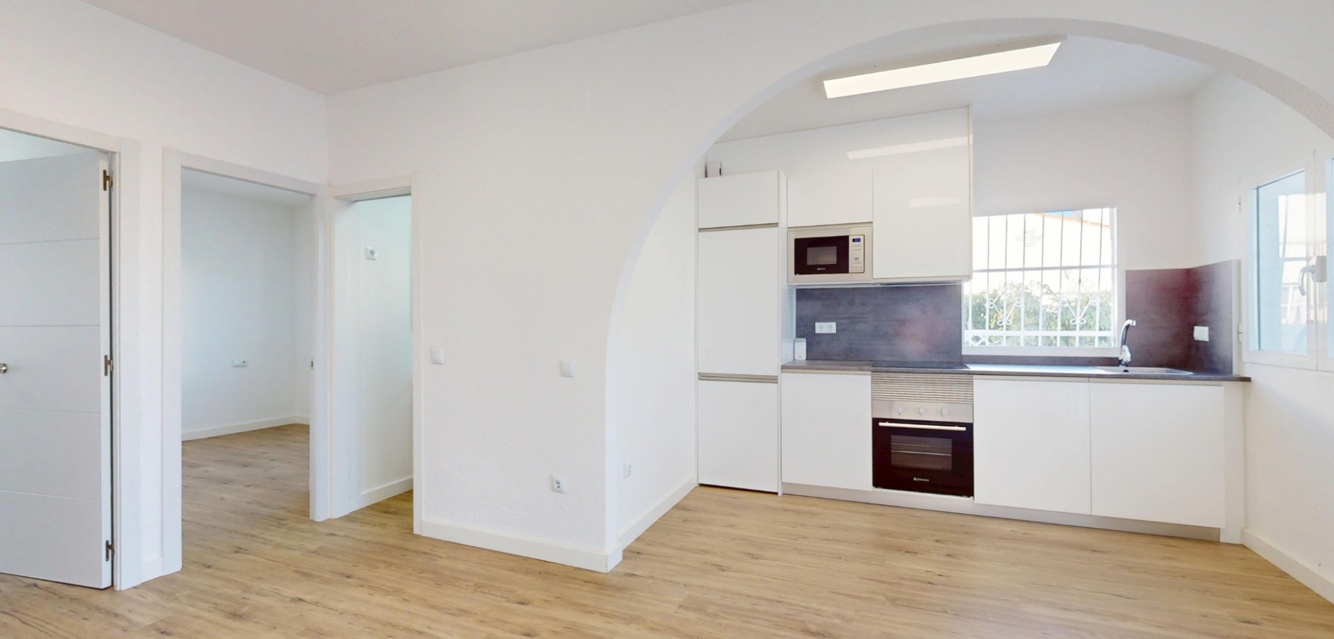 Kitchen in bungalow for sale in Orihuela Costa