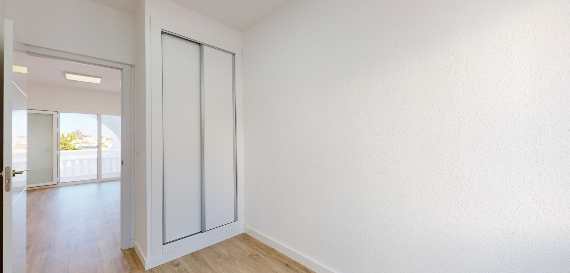 Master bedroom in bungalow for sale in Orihuela Costa
