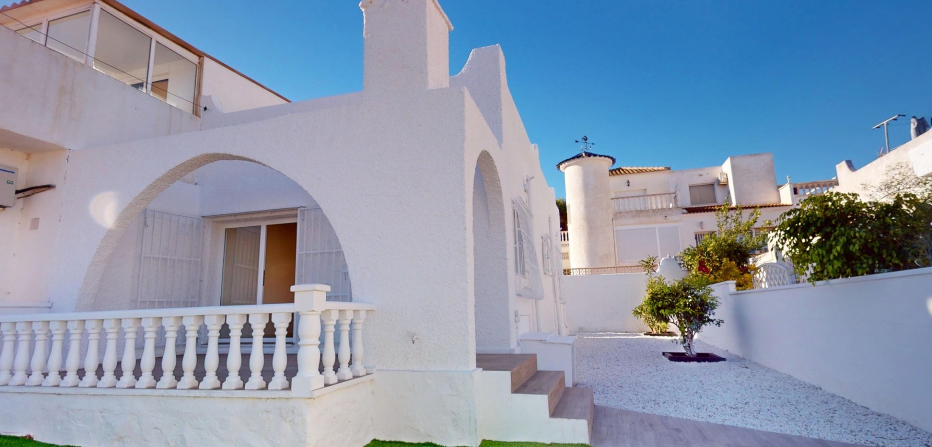 Exterior view in bungalow for sale in Orihuela Costa