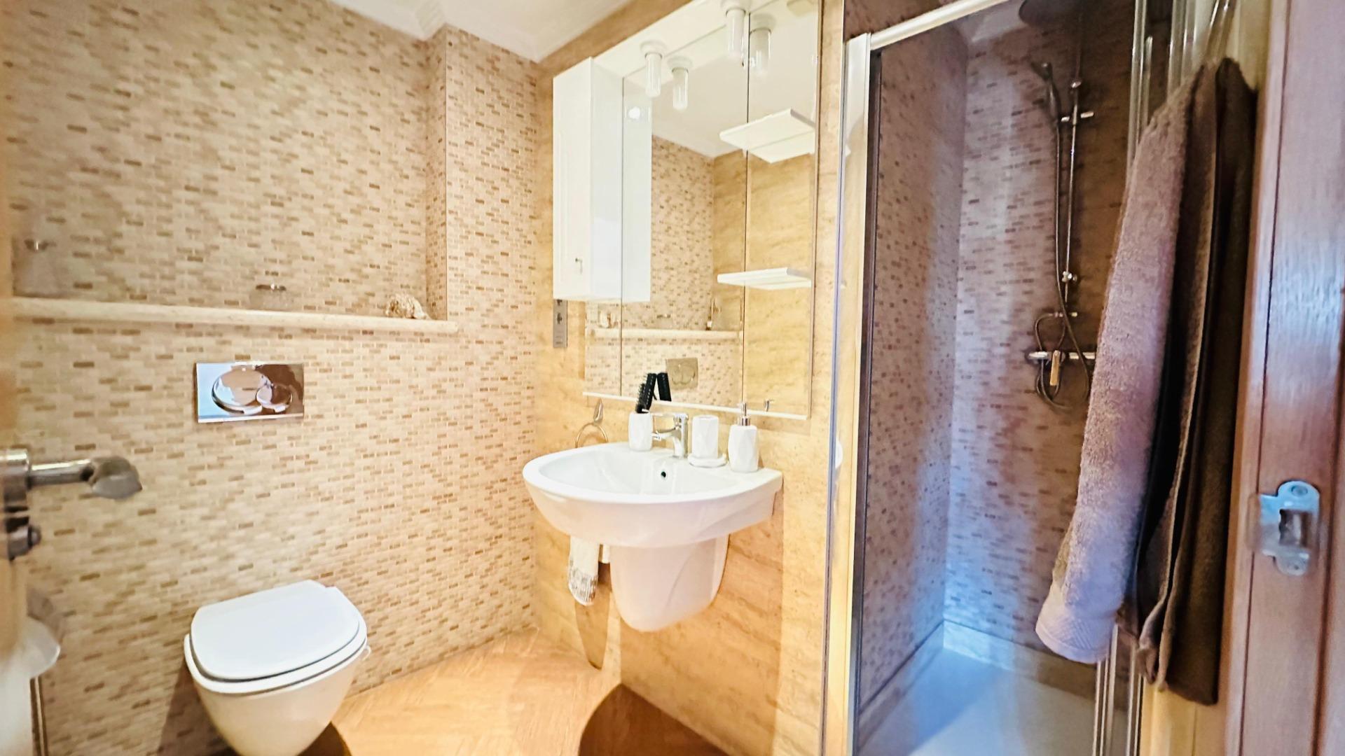 Terrace in apartment for sale in Torrevieja