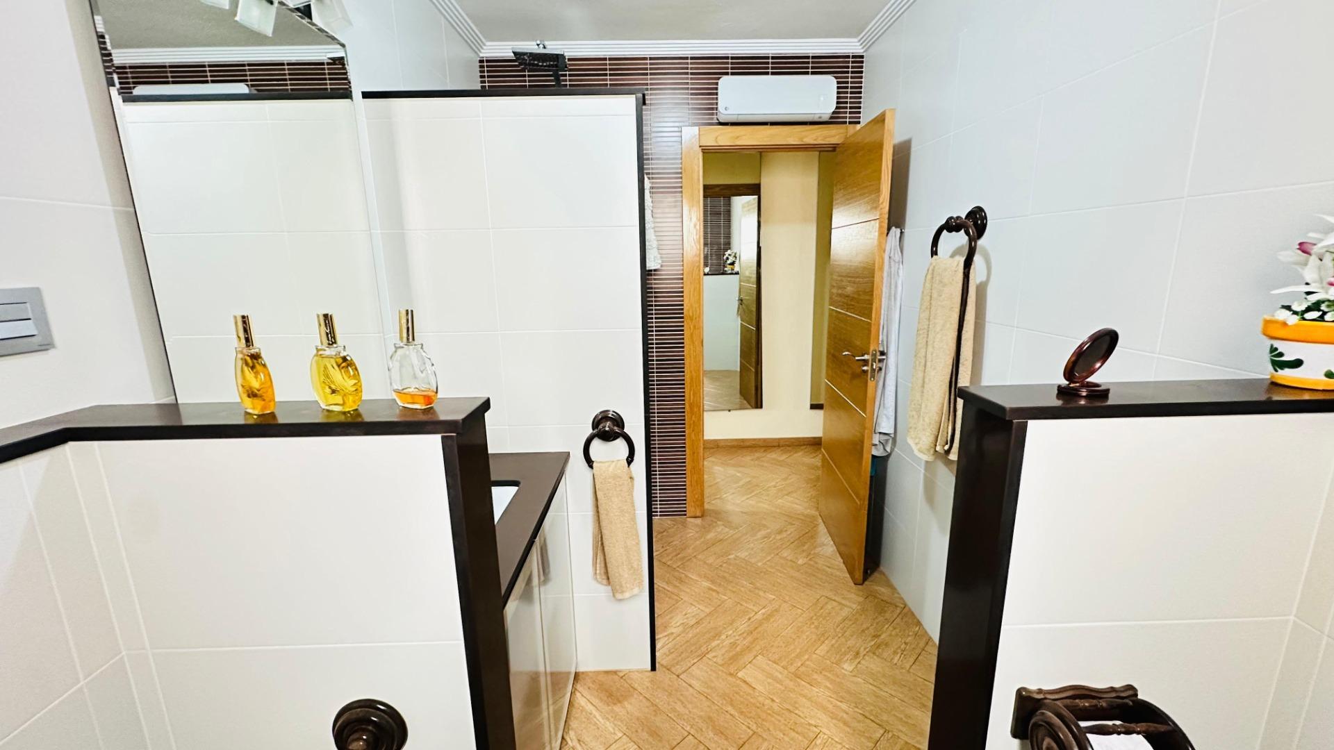 Dining area in apartment for sale in Torrevieja