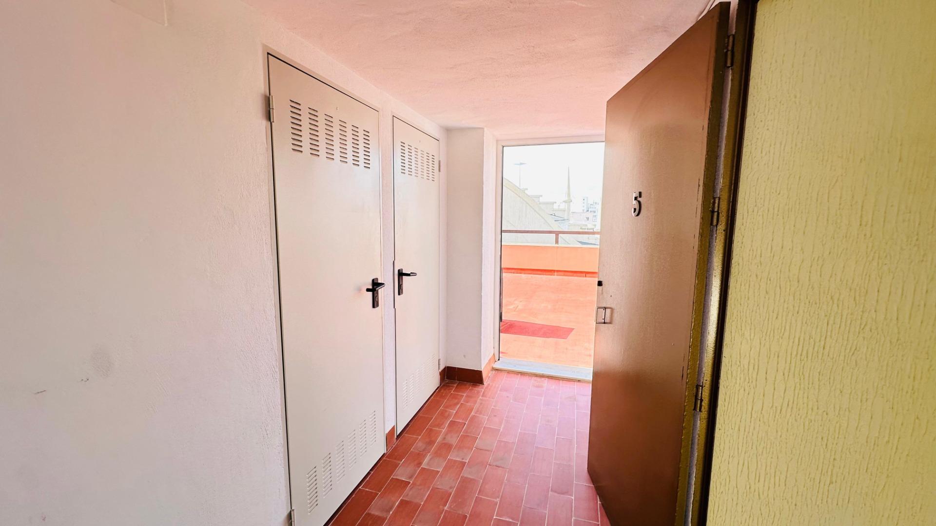 Kitchen in apartment for sale in Torrevieja