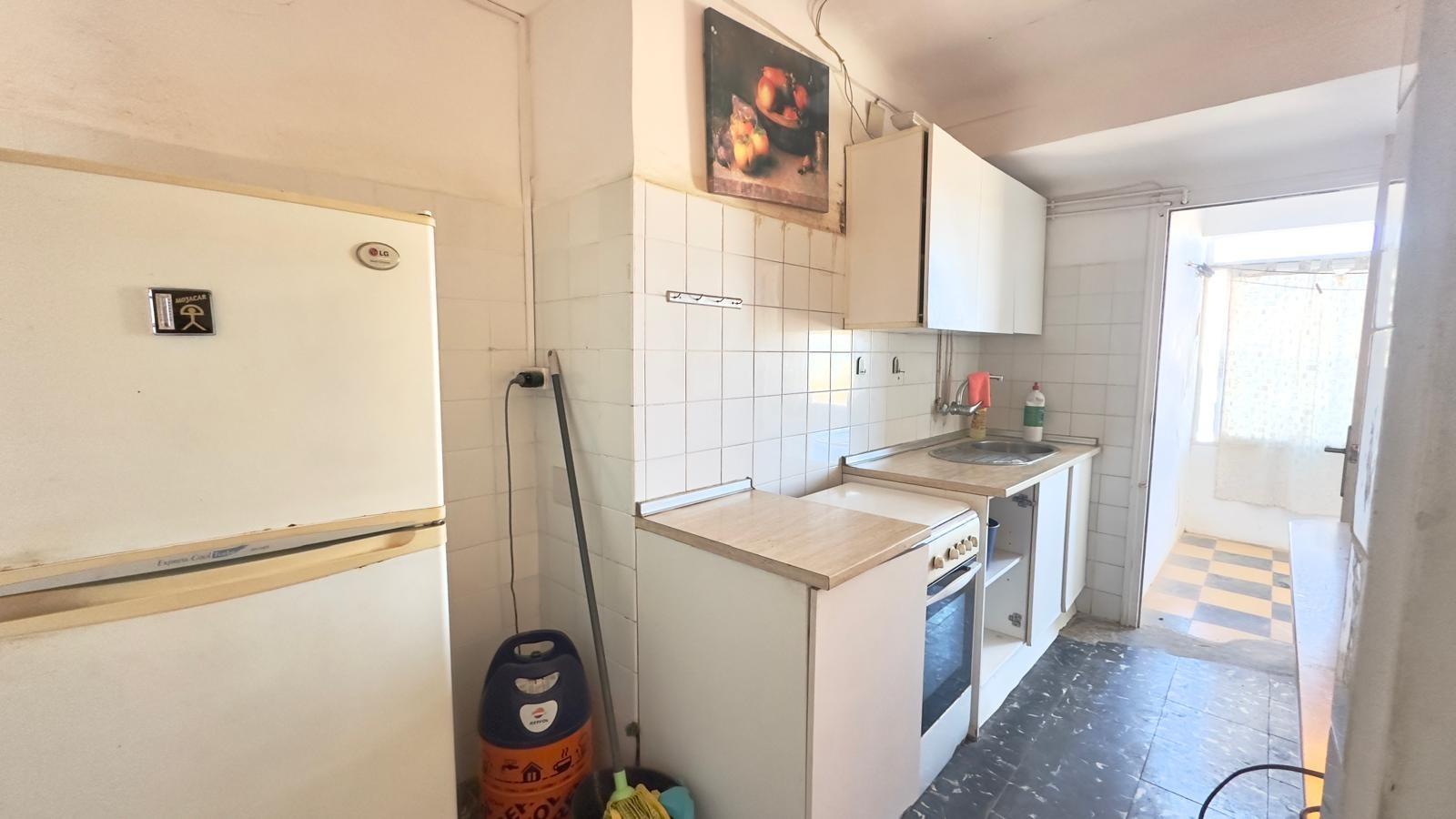 Bedroom in apartment for sale in Torrevieja