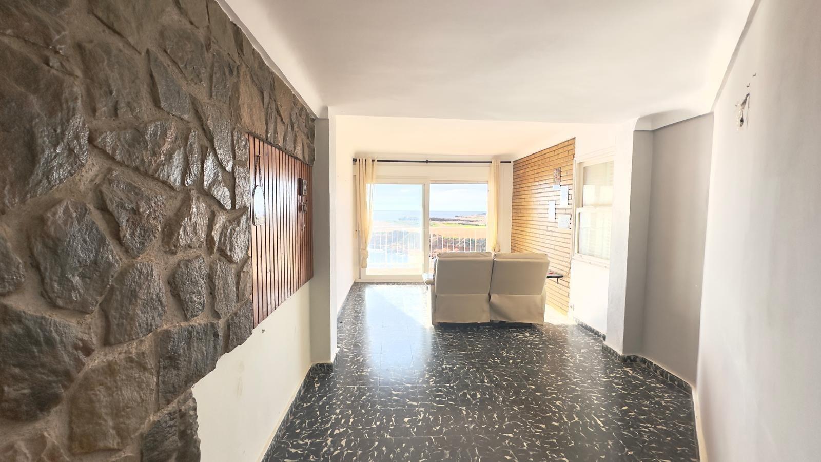 Bedroom in apartment for sale in Torrevieja