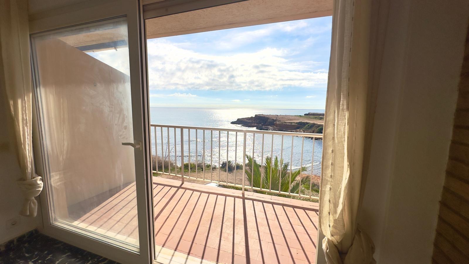 Living room in apartment for sale in Torrevieja