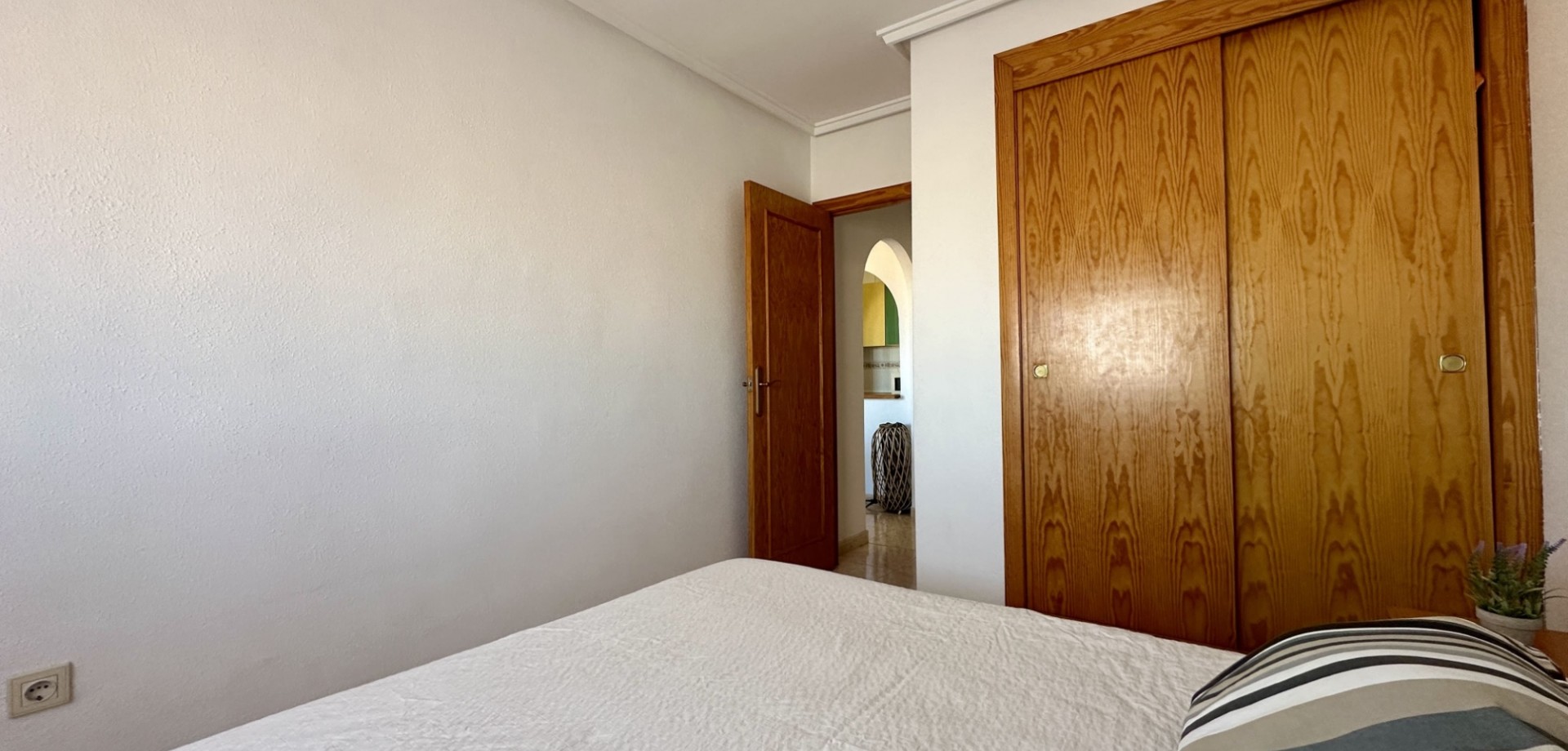 Master bedroom in apartment for sale in Torrevieja